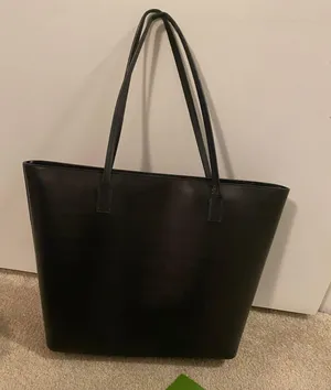 Kate Spade Tote thumbnail 2