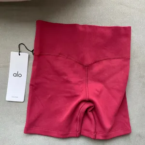 Alo Yoga 4" Seamless Modal Ribbed High-Waist Short Summer Romance Red S thumbnail 4