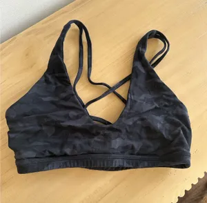 Lululemon Full Freedom Bra Sequoia Camo Print Deep Coal Black 4 thumbnail 1