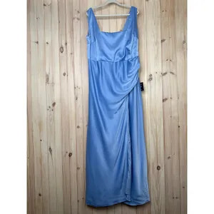 NWT Lulus Red Carpet Romance Light Blue Satin Square Neck Maxi Dress Size 1X thumbnail 3