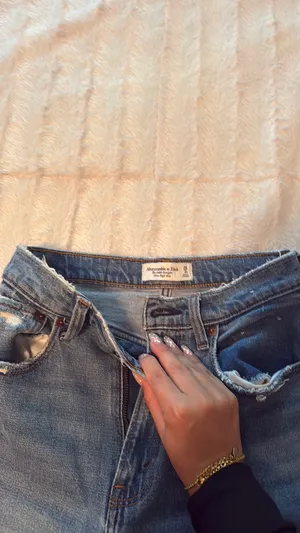 Abercrombie Jeans Straight Ultra High-Rise Ankle short thumbnail 2