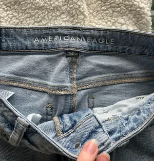 Mom Jeans thumbnail 5