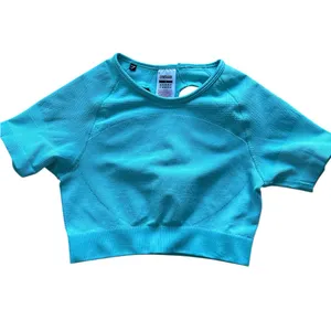 Gymshark Ultra Seamless Crop Top in Spearmint Green Size Small thumbnail 2