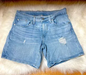 Levis mid waist shorts thumbnail 1
