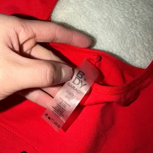 Garage crop top thumbnail 5
