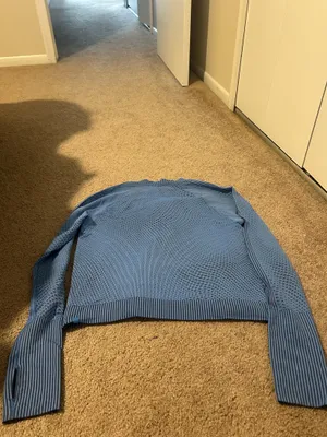 Lululemon Athletica Blue Patterned Half-Zip Top thumbnail 5