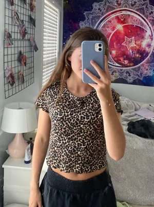 American Eagle Crop Top thumbnail 1