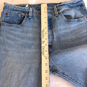 Levis 501 S High Rise Skinny Jeans Light Wash Raw Hem‎ Button Fly Denim 31x28 thumbnail 10