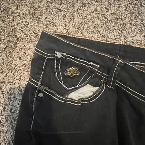 Dereon Womens Black‎ Straight Leg Jeans Contrast Stitch Rhinestone Pockets 20W thumbnail 4
