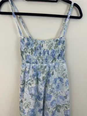 Hollister Blue & White Floral Midi Dress Slit Criss Cross Strappy Back Size XS thumbnail 3