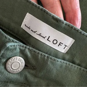 Ann Taylor LOFT High Rise Wide Leg Utility Jeans Army Green Mountain Rosemary thumbnail 9