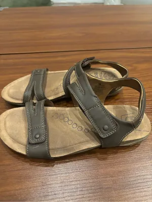 Khombu Brown Comfort Sandals Straps Size 7 Walking thumbnail 4