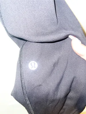 Lululemon Women’s Black Active Leggings with Side Pockets and Reflective Details thumbnail 8