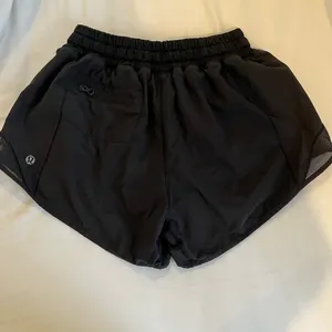Lululemon Hotty Hot Drawstring Shorts - 4” - size 4 thumbnail 3