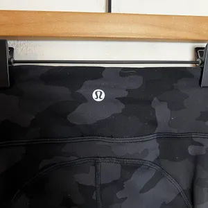 - Invigorate High-Rise Tight 25" Camo Leggings Athletic Gym Running thumbnail 5