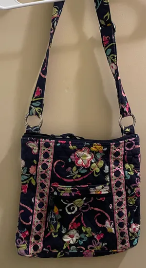 Retired Vera Bradley Hipster Crossbody Purse Bag Ribbons Pattern Breast Cancer thumbnail 6