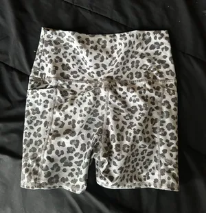 Biker Shorts Size L thumbnail 2