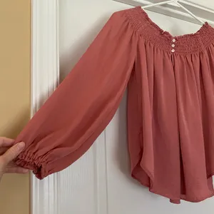 Abercrombie & Fitch Peachy Pink Off The Shoulder Top thumbnail 3