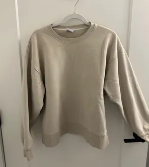 Aritzia TNA Cozy Crewneck thumbnail 2