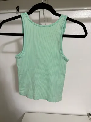 Lululemon Tank Top thumbnail 4