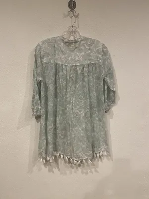 Roller Rabbit Tunic Blouse Womens M Green Floral Tassel 3/4 Sleeve Boho Top thumbnail 4