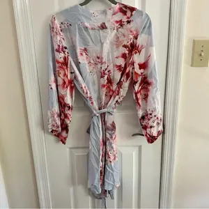 Plum Pretty Sugar Floral Rayon Bridal Robe Women’s XS thumbnail 3