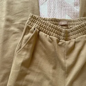 nuuds Wide Leg Sweatpants NWOT thumbnail 6