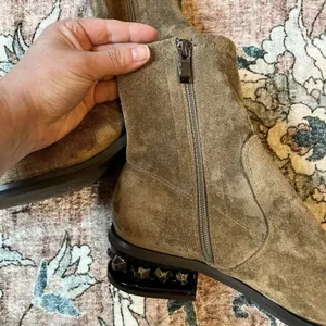 New Without Box Vince Camuto Kelcha Faux Suede Studded Boots Sz 9/40 MSRP $175 thumbnail 12
