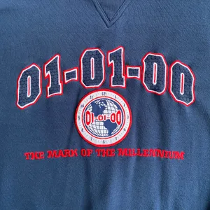 Lee Vintage Y2K 2000 Millennium Sweatshirt thumbnail 4
