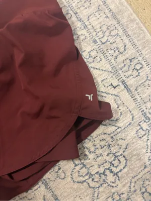 Women’s Burgundy Athletic Shorts - Old Navy Lightweight Running Shorts thumbnail 2