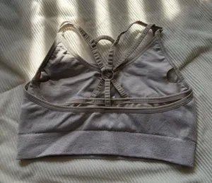Gymshark Sports Bra thumbnail 3