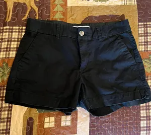 Old Navy Everyday Shorts thumbnail 1