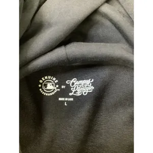 Atlanta Braves MLB Womens Navy Cropped Hoodie Campus Lifestyle Size‎ Large NWT thumbnail 3