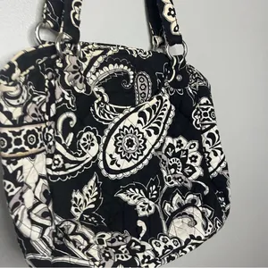 Vera Bradley Midnight Paisley Cotten Toggle Tote Black White Paisley Shoulder thumbnail 3