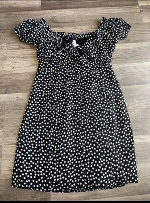 Dress thumbnail 2