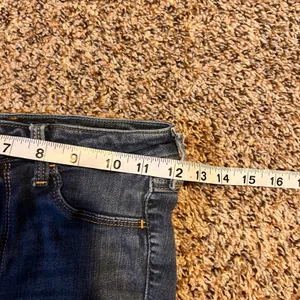 Hollister High Rise Jean Legging‎ Womens Size 25x30 Blue Stretch Cropped Raw Hem thumbnail 4