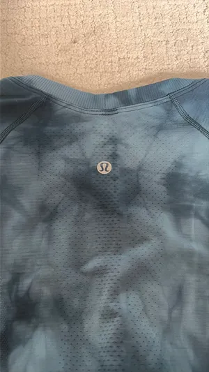 Lululemon Swiftly Tech Short Sleeve thumbnail 2