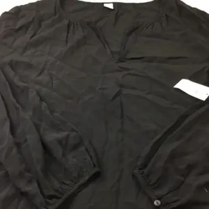 old navy ladies blouse M thumbnail 2