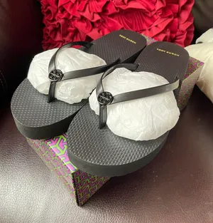 Tory Burch NWT Thin leather Strap Black Flatform Flip Flop NIX 9 avail thumbnail 4