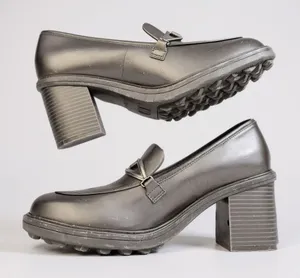 Vionic Women's Tiburon Slip-On Heeled Loafer 10‎ thumbnail 1