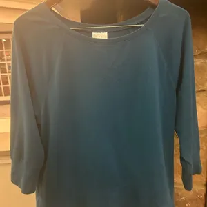 Danskin Blue 3/4 Sleeve Sweatshirt Large thumbnail 1