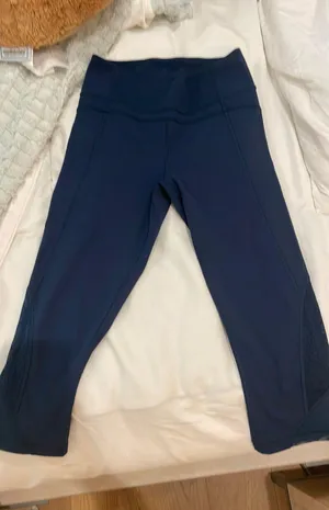 Lululemon Crop Leggings thumbnail 1