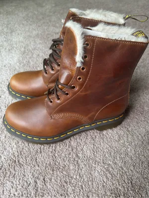 Dr. Martens 1460 Serena Boots Butterscotch Brown New 9 thumbnail 8