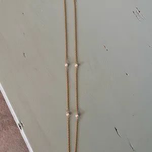 Vintage gold Avon necklace with pearls! Never worn, beautiful necklace! thumbnail 9
