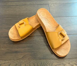 Reef Vista SoHo Cruz Sandals Size 10 in Natural - C67-040 thumbnail 1