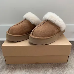 UGG Disquette Platform Slippers thumbnail 2