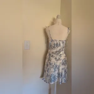 Princess Polly Blue Floral Chemise thumbnail 7