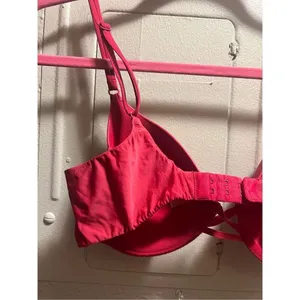 Victoria’s Secret Red Full Coverage Bra Woman’s Size 34C thumbnail 10