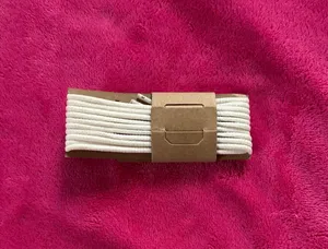 on cloud shoe laces thumbnail 2