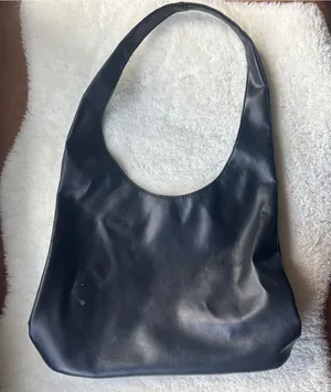 Black Faux Leather Slouchy Hobo Shoulder Bag Minimalist Y2K Style thumbnail 1